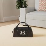 Under Armour Unisex-Adult Undeniable 5.0 Duffle, Black (001)/Metallic Silver, Me... - Image 3